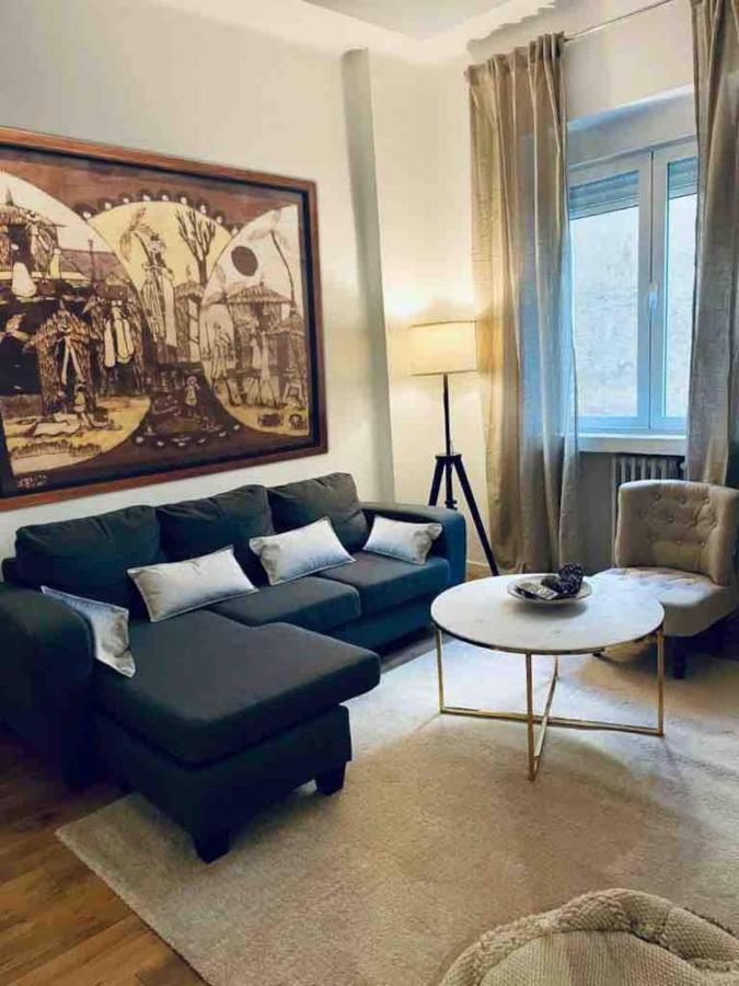 Excelente Piso De 3 Habitaciones En La Latina Madrid Extérieur photo