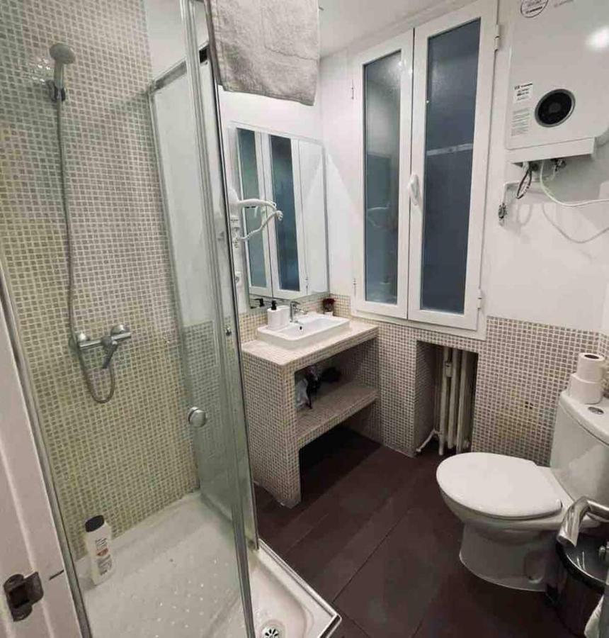Excelente Piso De 3 Habitaciones En La Latina Madrid Extérieur photo